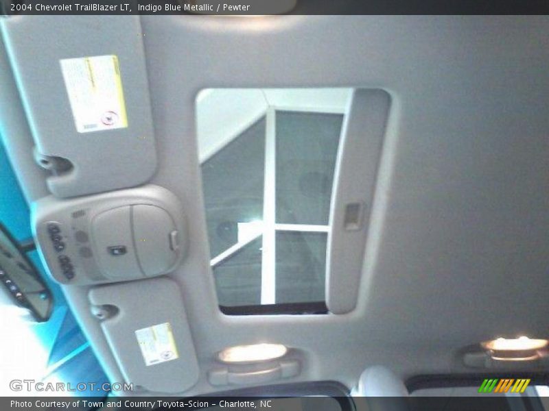 Indigo Blue Metallic / Pewter 2004 Chevrolet TrailBlazer LT