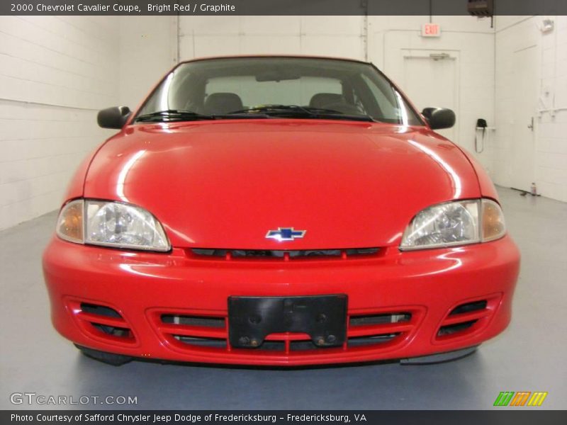 Bright Red / Graphite 2000 Chevrolet Cavalier Coupe