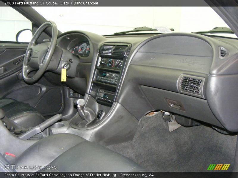 Black / Dark Charcoal 2000 Ford Mustang GT Coupe