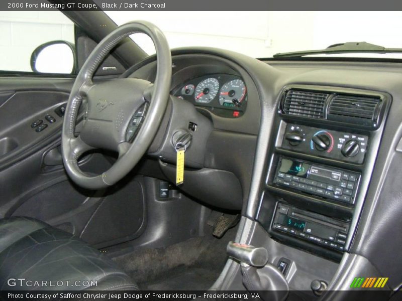Black / Dark Charcoal 2000 Ford Mustang GT Coupe