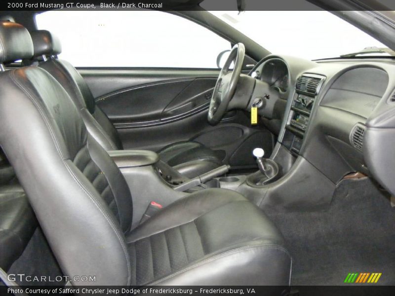 Black / Dark Charcoal 2000 Ford Mustang GT Coupe