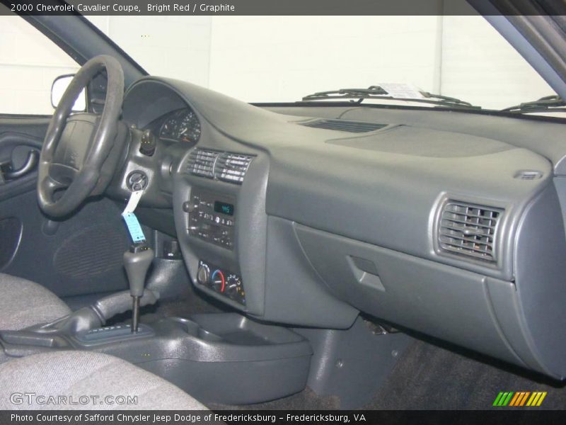 Bright Red / Graphite 2000 Chevrolet Cavalier Coupe