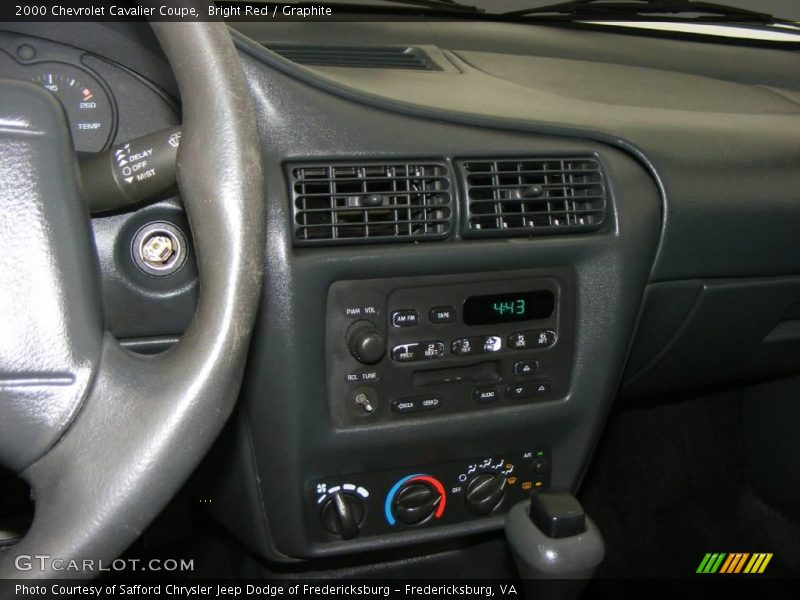 Bright Red / Graphite 2000 Chevrolet Cavalier Coupe