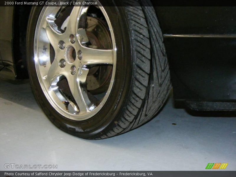 Black / Dark Charcoal 2000 Ford Mustang GT Coupe