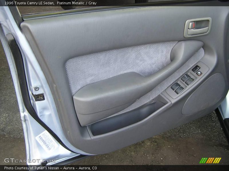 Platinum Metallic / Gray 1996 Toyota Camry LE Sedan