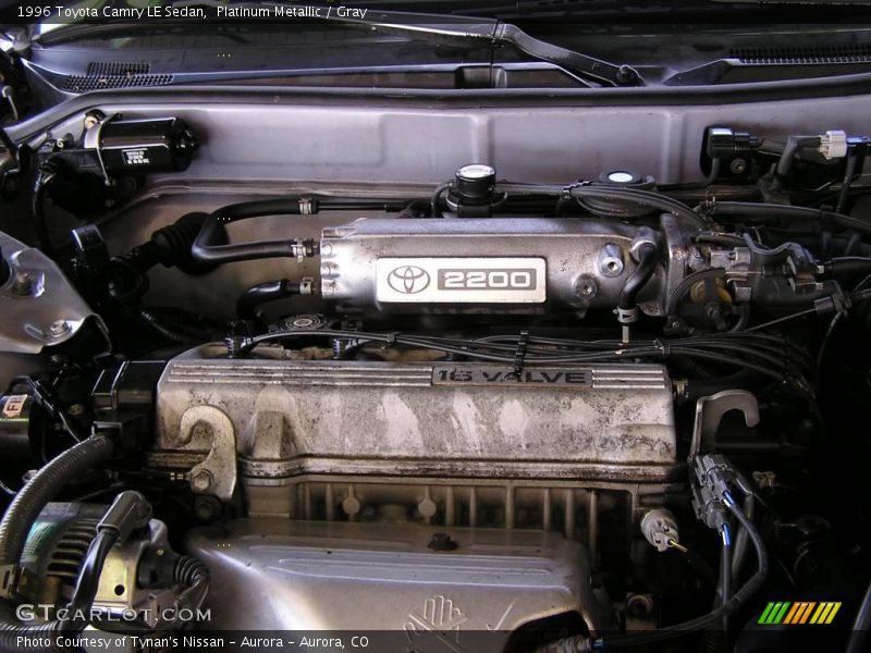 Platinum Metallic / Gray 1996 Toyota Camry LE Sedan