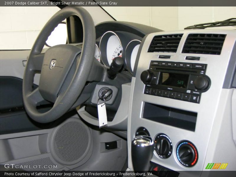 Bright Silver Metallic / Pastel Slate Gray 2007 Dodge Caliber SXT