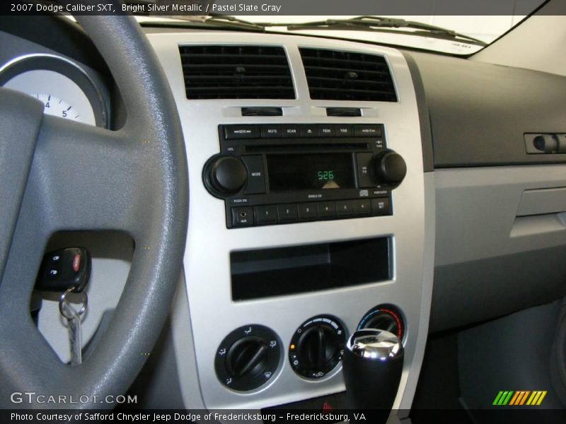 Bright Silver Metallic / Pastel Slate Gray 2007 Dodge Caliber SXT