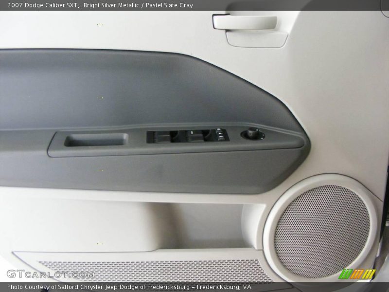 Bright Silver Metallic / Pastel Slate Gray 2007 Dodge Caliber SXT