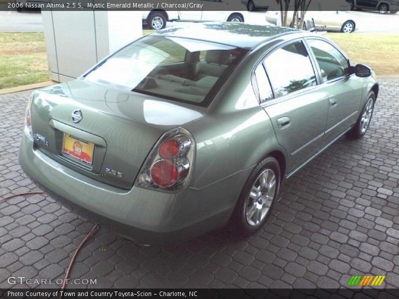 Mystic Emerald Metallic / Charcoal/Gray 2006 Nissan Altima 2.5 S