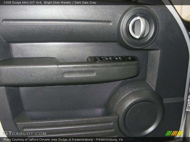 Bright Silver Metallic / Dark Slate Gray 2008 Dodge Nitro SXT 4x4
