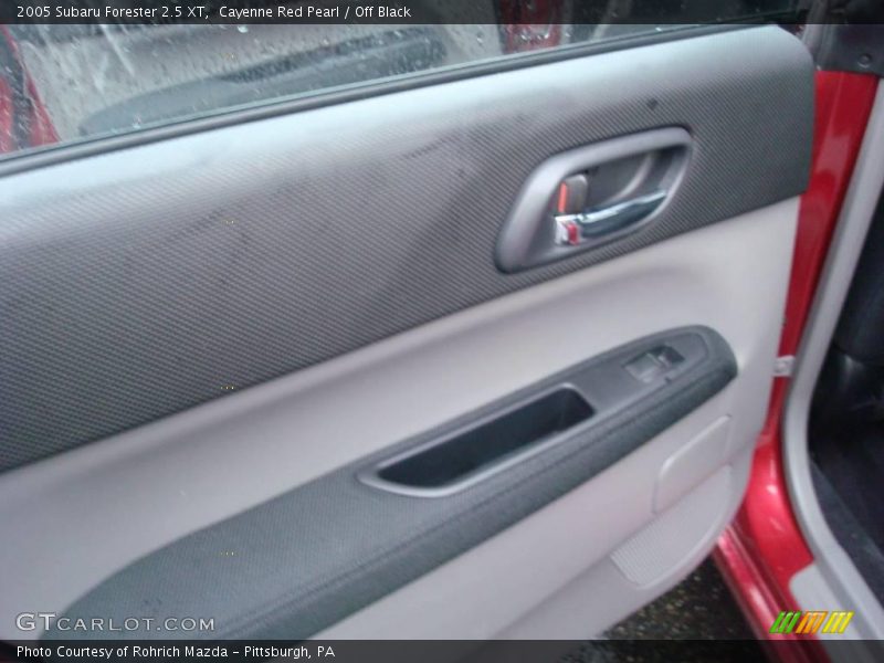 Cayenne Red Pearl / Off Black 2005 Subaru Forester 2.5 XT