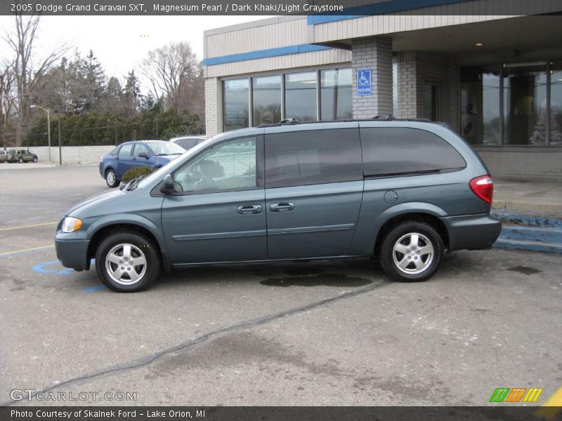 Magnesium Pearl / Dark Khaki/Light Graystone 2005 Dodge Grand Caravan SXT