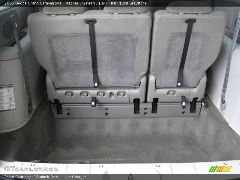 Magnesium Pearl / Dark Khaki/Light Graystone 2005 Dodge Grand Caravan SXT