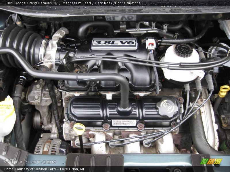 Magnesium Pearl / Dark Khaki/Light Graystone 2005 Dodge Grand Caravan SXT