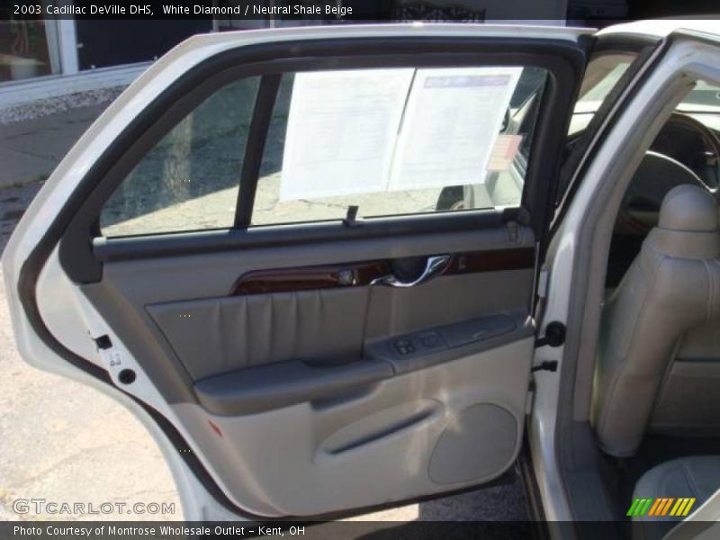 White Diamond / Neutral Shale Beige 2003 Cadillac DeVille DHS