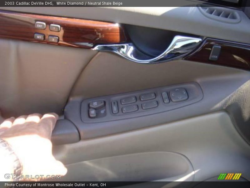 White Diamond / Neutral Shale Beige 2003 Cadillac DeVille DHS