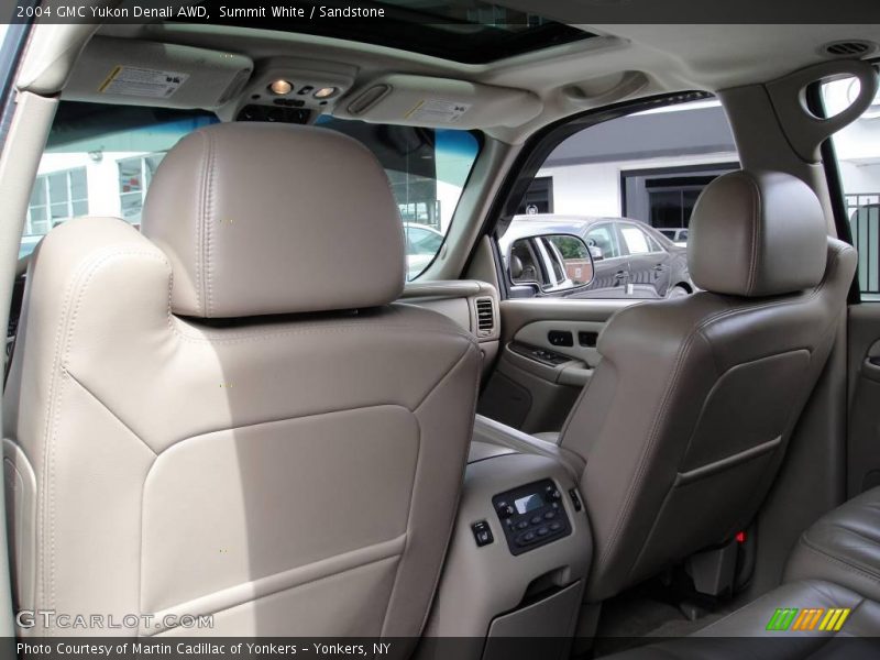 Summit White / Sandstone 2004 GMC Yukon Denali AWD