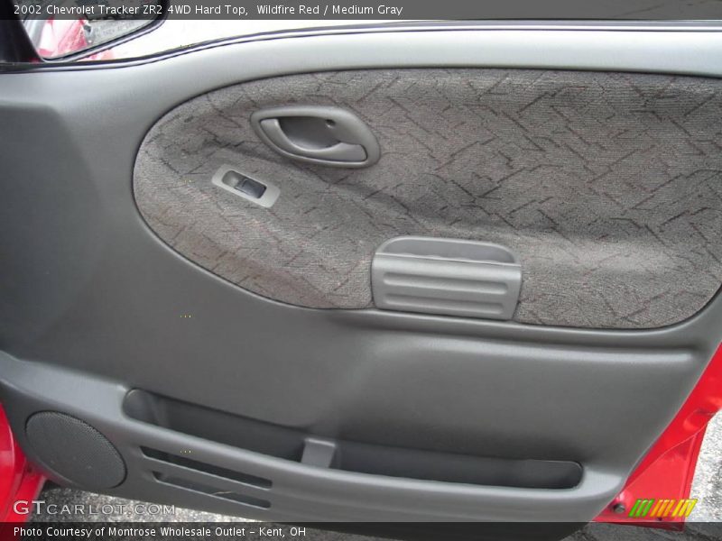 Wildfire Red / Medium Gray 2002 Chevrolet Tracker ZR2 4WD Hard Top