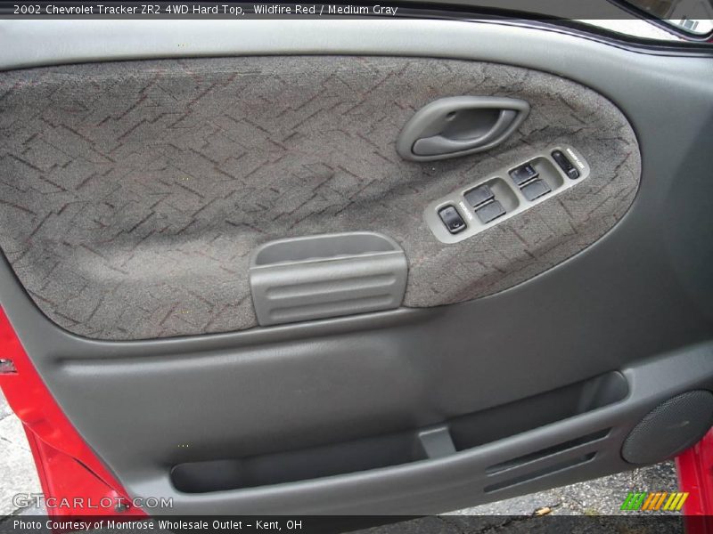 Wildfire Red / Medium Gray 2002 Chevrolet Tracker ZR2 4WD Hard Top