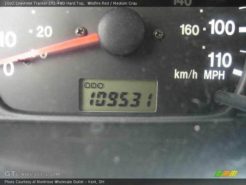 Wildfire Red / Medium Gray 2002 Chevrolet Tracker ZR2 4WD Hard Top