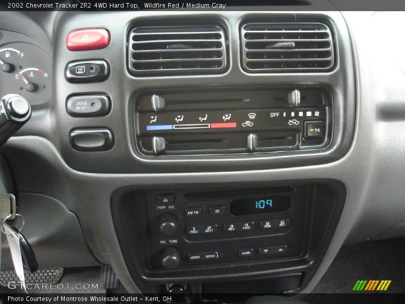 Wildfire Red / Medium Gray 2002 Chevrolet Tracker ZR2 4WD Hard Top