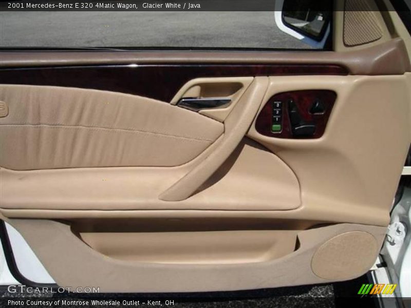 Glacier White / Java 2001 Mercedes-Benz E 320 4Matic Wagon