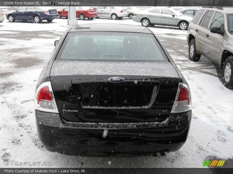 Black / Charcoal Black 2006 Ford Fusion SE