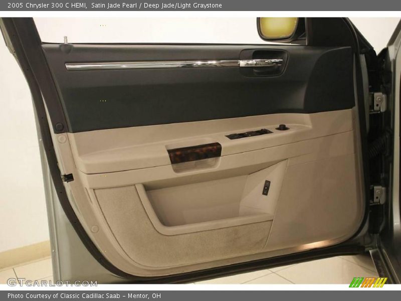 Satin Jade Pearl / Deep Jade/Light Graystone 2005 Chrysler 300 C HEMI