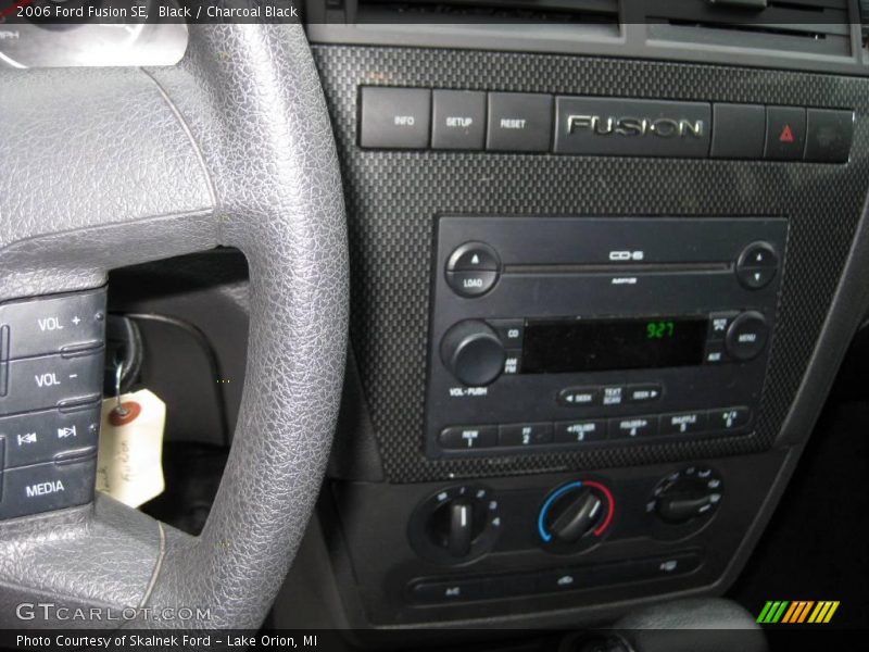 Black / Charcoal Black 2006 Ford Fusion SE