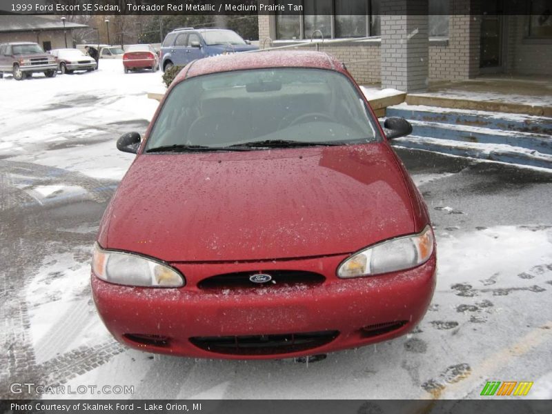 Toreador Red Metallic / Medium Prairie Tan 1999 Ford Escort SE Sedan