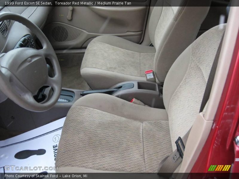 Toreador Red Metallic / Medium Prairie Tan 1999 Ford Escort SE Sedan