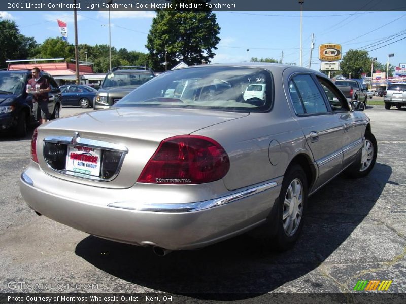 Light Parchment Gold Metallic / Medium Parchment 2001 Lincoln Continental