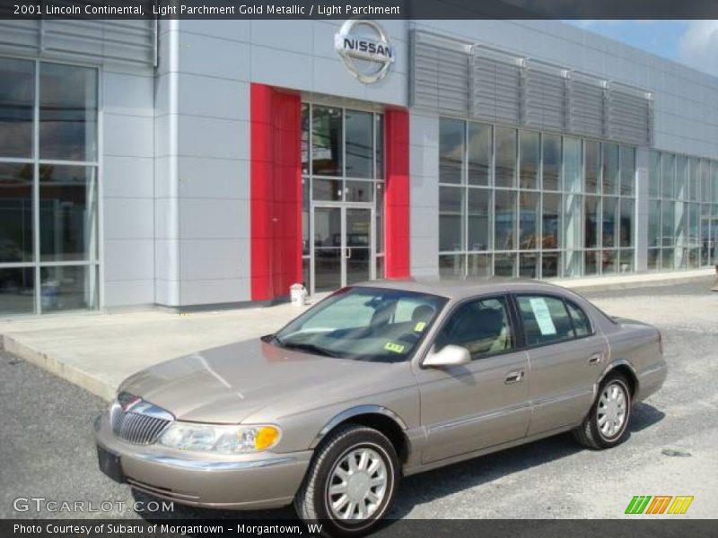Light Parchment Gold Metallic / Light Parchment 2001 Lincoln Continental