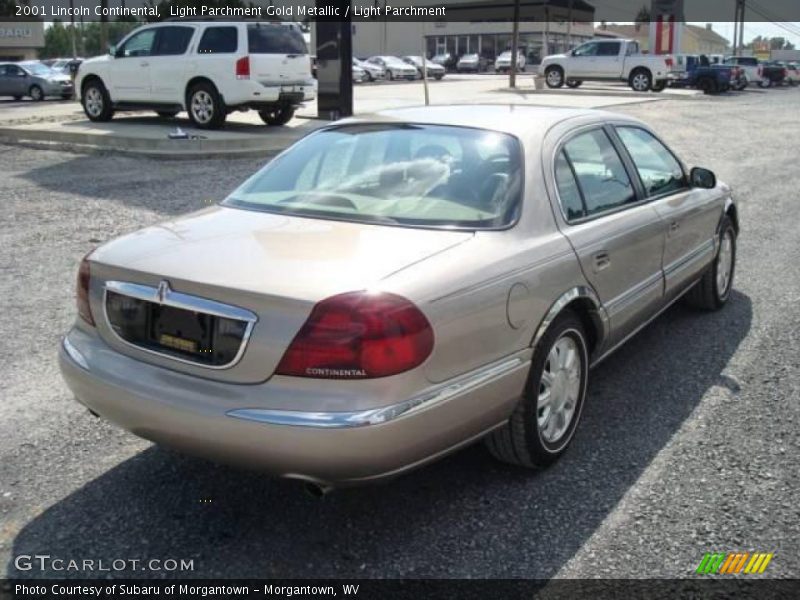 Light Parchment Gold Metallic / Light Parchment 2001 Lincoln Continental