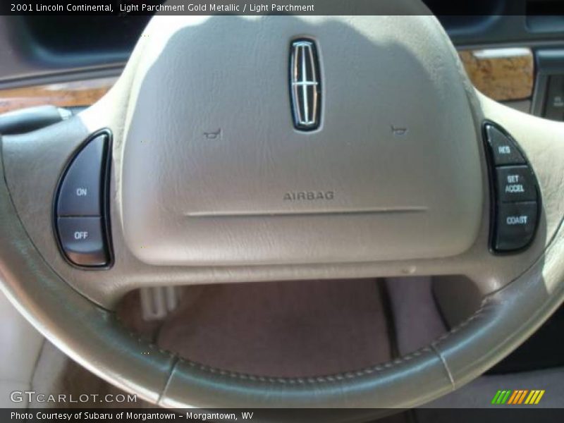Light Parchment Gold Metallic / Light Parchment 2001 Lincoln Continental