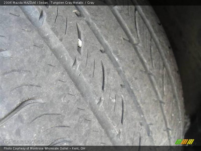 Tungsten Gray Metallic / Gray 2006 Mazda MAZDA6 i Sedan