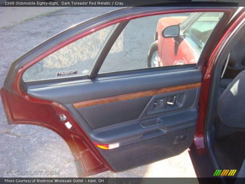 Dark Toreador Red Metallic / Gray 1998 Oldsmobile Eighty-Eight