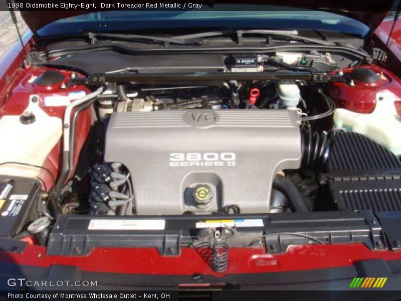 Dark Toreador Red Metallic / Gray 1998 Oldsmobile Eighty-Eight