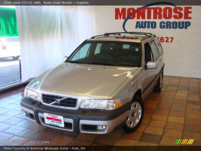 Mystic Silver Metallic / Graphite 2000 Volvo V70 XC AWD