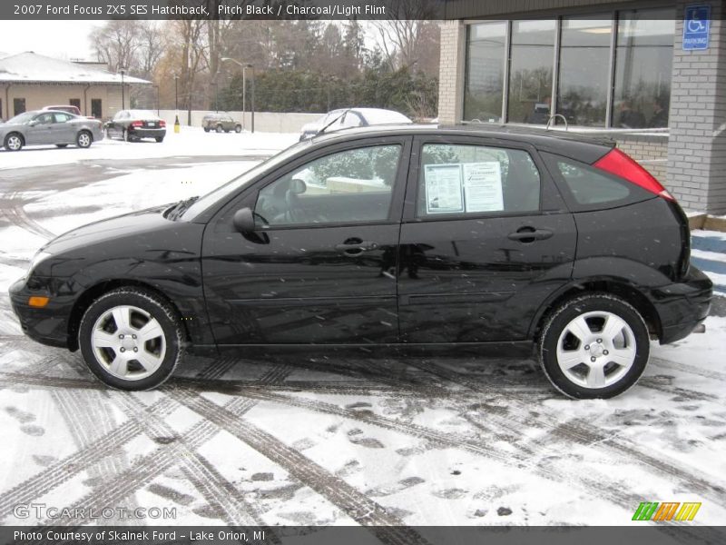 Pitch Black / Charcoal/Light Flint 2007 Ford Focus ZX5 SES Hatchback