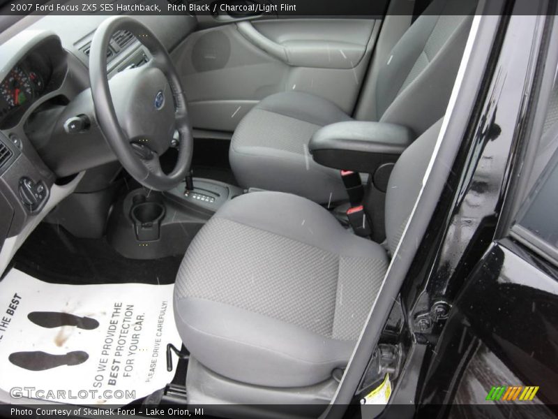 Pitch Black / Charcoal/Light Flint 2007 Ford Focus ZX5 SES Hatchback