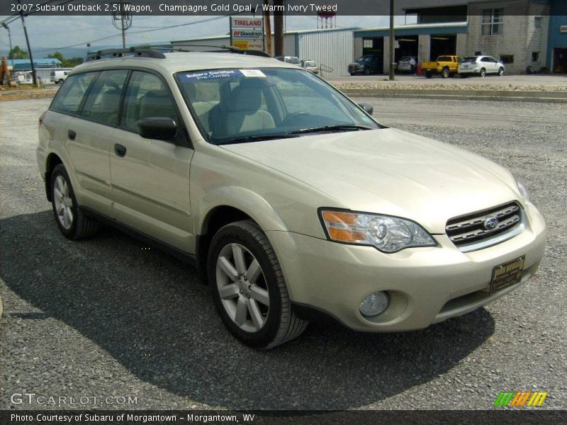 Champagne Gold Opal / Warm Ivory Tweed 2007 Subaru Outback 2.5i Wagon
