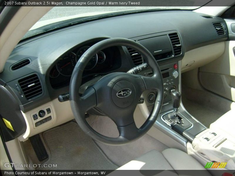 Champagne Gold Opal / Warm Ivory Tweed 2007 Subaru Outback 2.5i Wagon