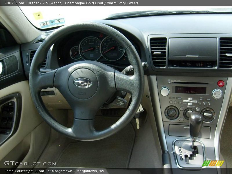 Champagne Gold Opal / Warm Ivory Tweed 2007 Subaru Outback 2.5i Wagon
