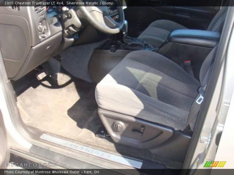 Silverstone Metallic / Ebony 2005 Chevrolet TrailBlazer LT 4x4
