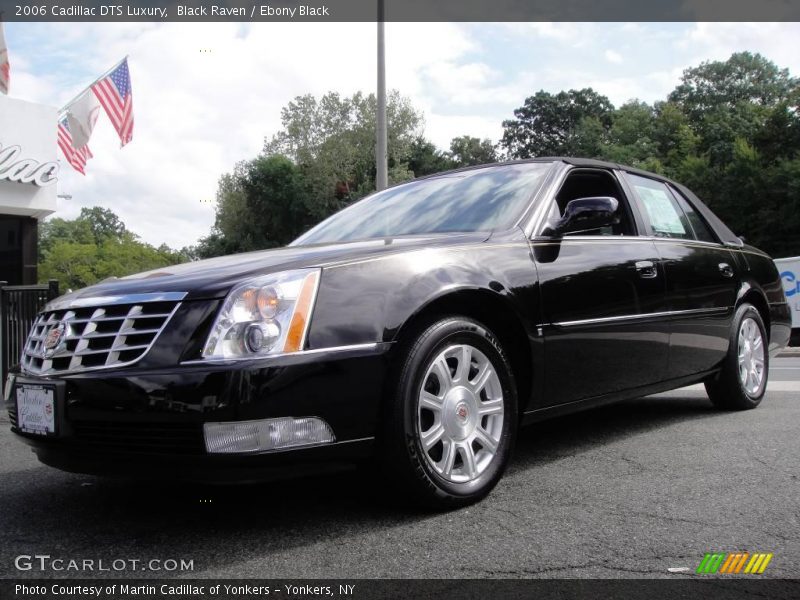 Black Raven / Ebony Black 2006 Cadillac DTS Luxury