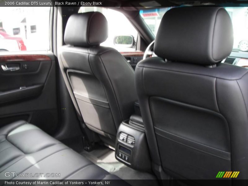 Black Raven / Ebony Black 2006 Cadillac DTS Luxury