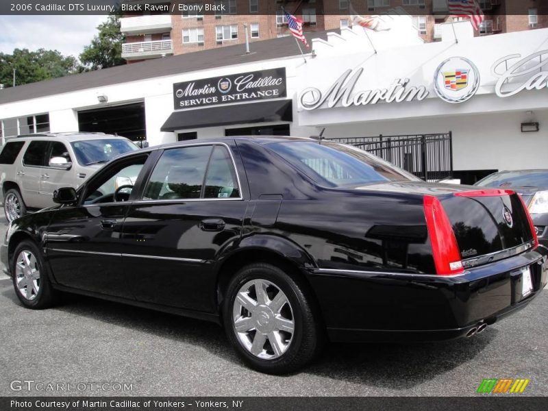 Black Raven / Ebony Black 2006 Cadillac DTS Luxury