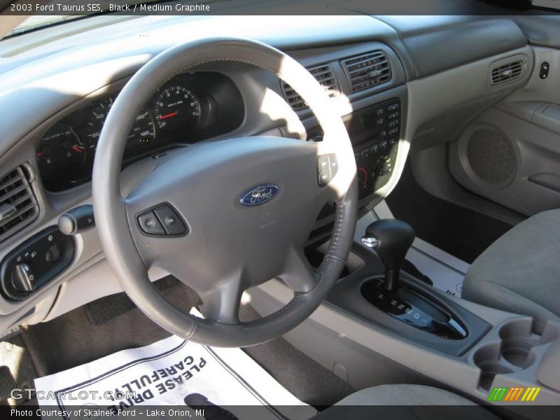 Black / Medium Graphite 2003 Ford Taurus SES